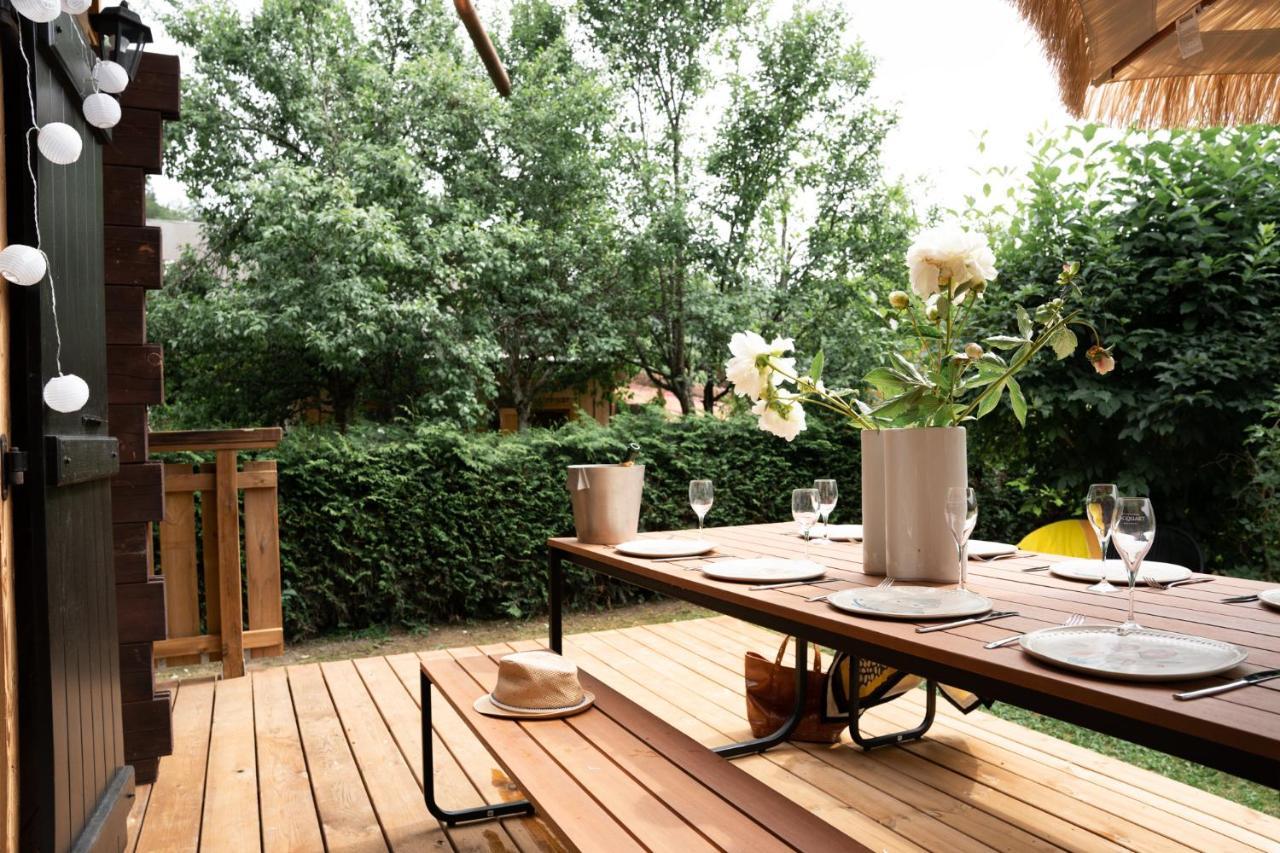 Le Petit Chalet De מונטריון מראה חיצוני תמונה